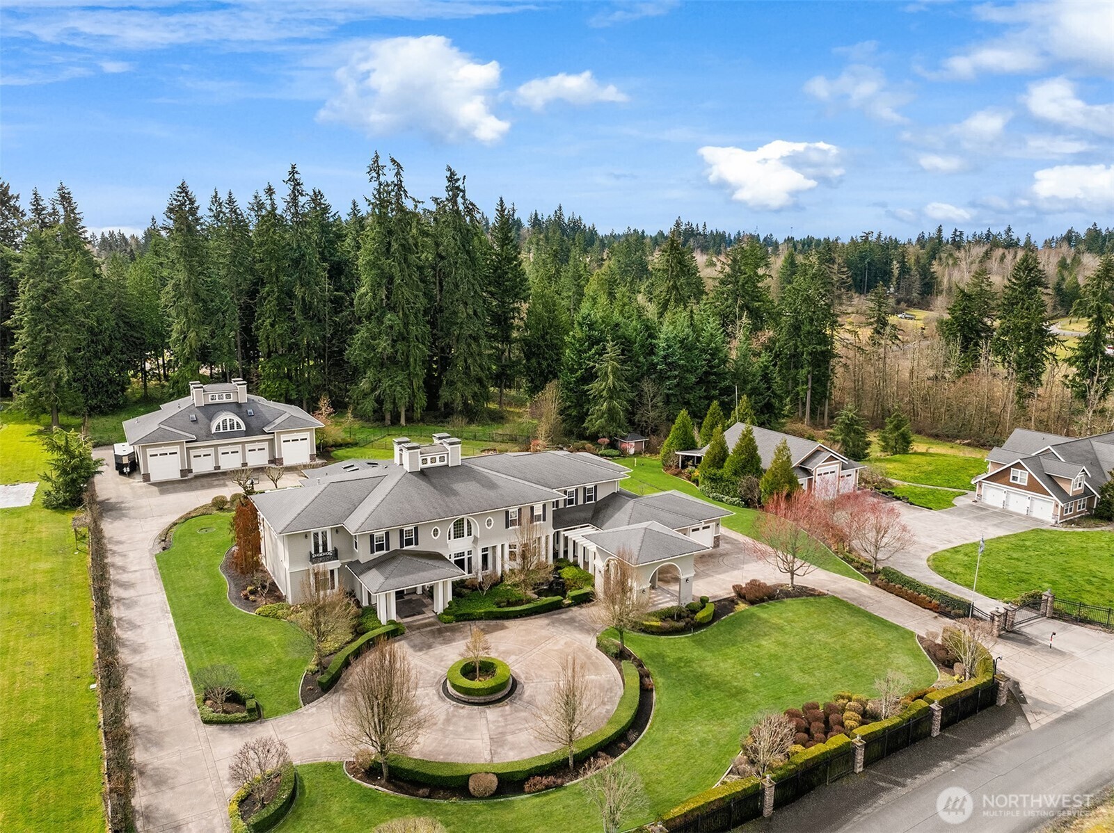 Property Photo: 11104 238th Street E WA 98338