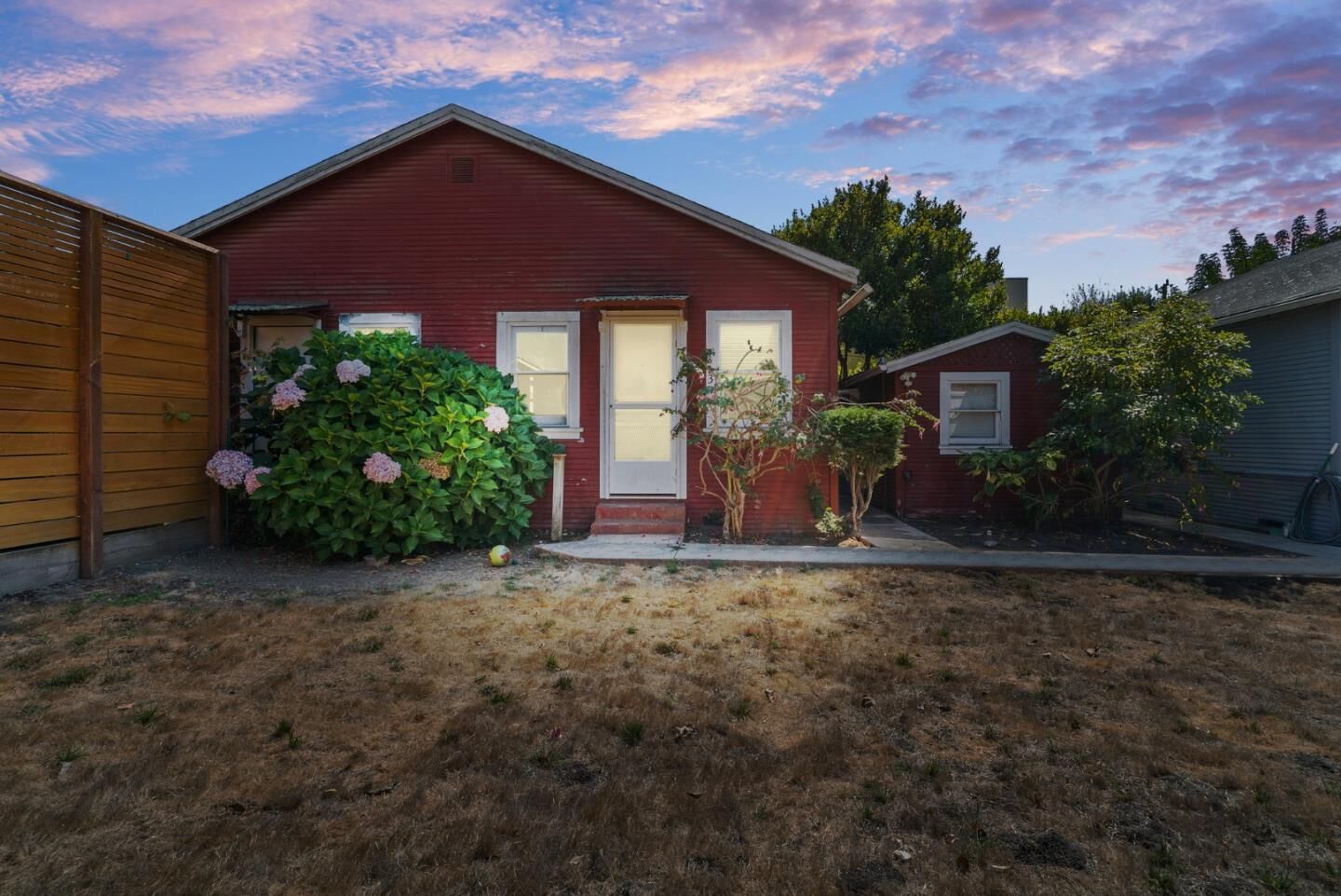 Property Photo:  204 Hollister  CA 95010 