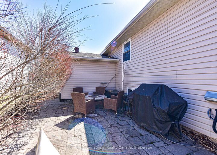 Property Photo: 66 Calverley Street ON L3V 3T6
