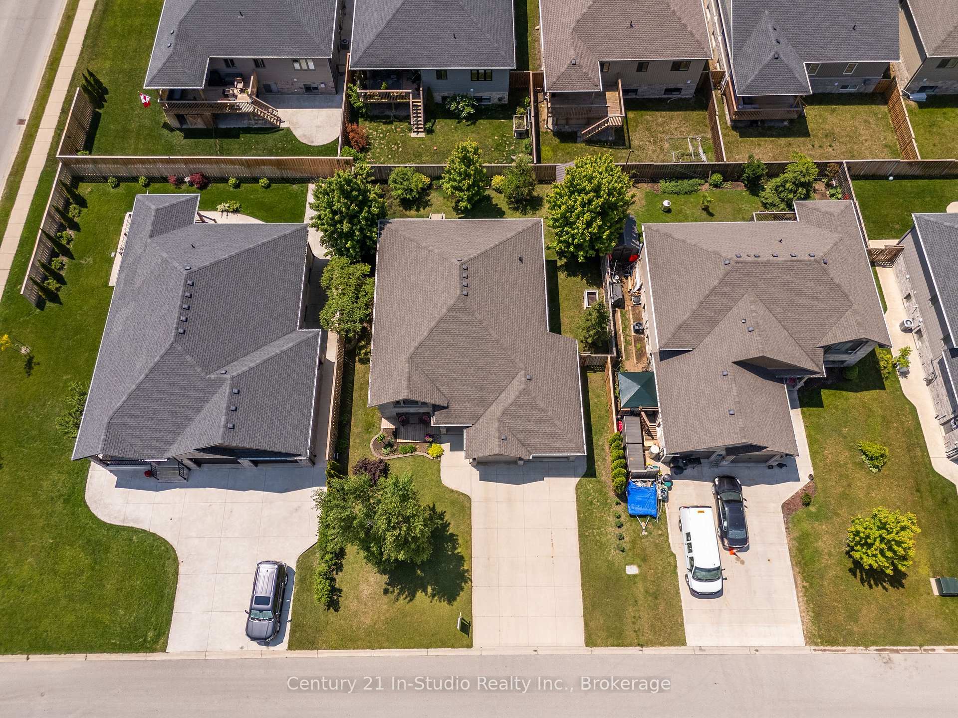 Property Photo: 392 Peirson Avenue ON N0H 2C1