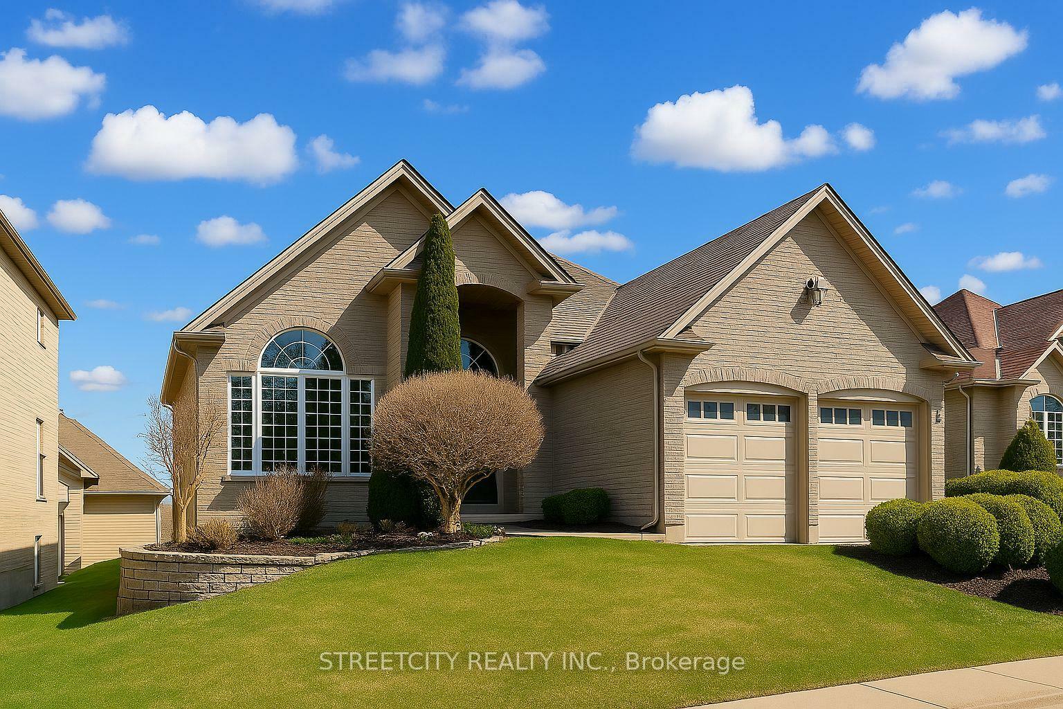 Property Photo: 1539 Warbler Woods Walk ON N6K 4Y9