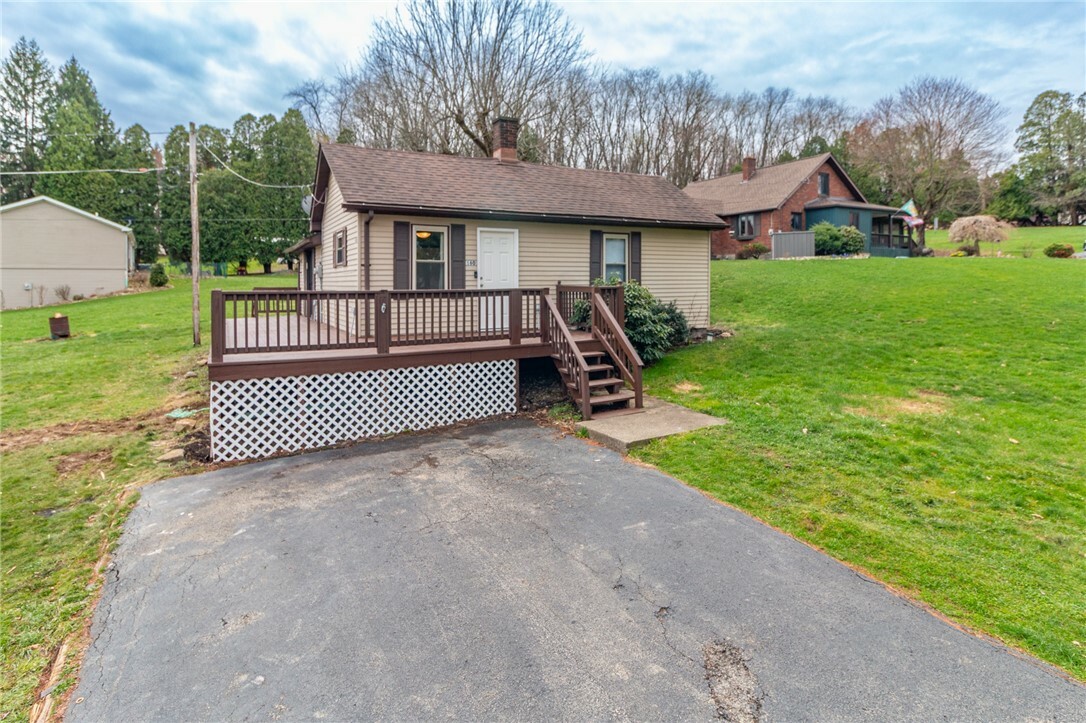 Property Photo: 160 Dutchtown Rd PA 16002