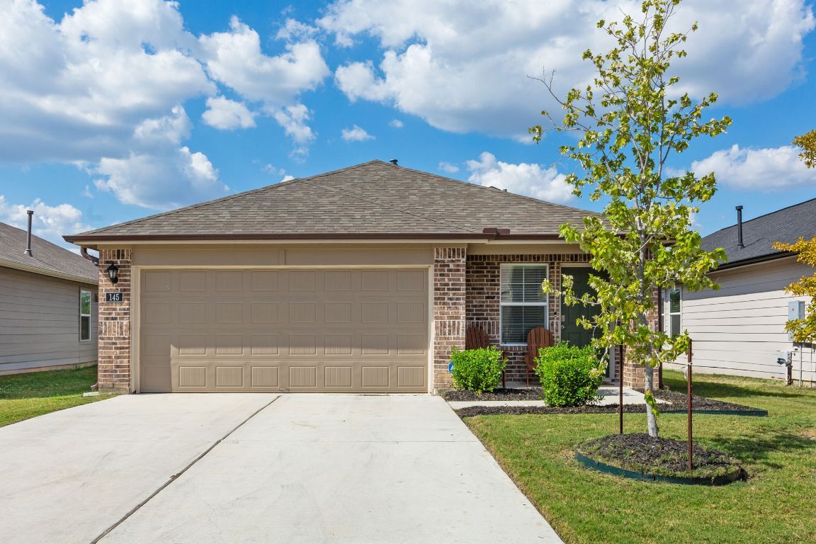 Property Photo: 145 Calgary Lane TX 78666