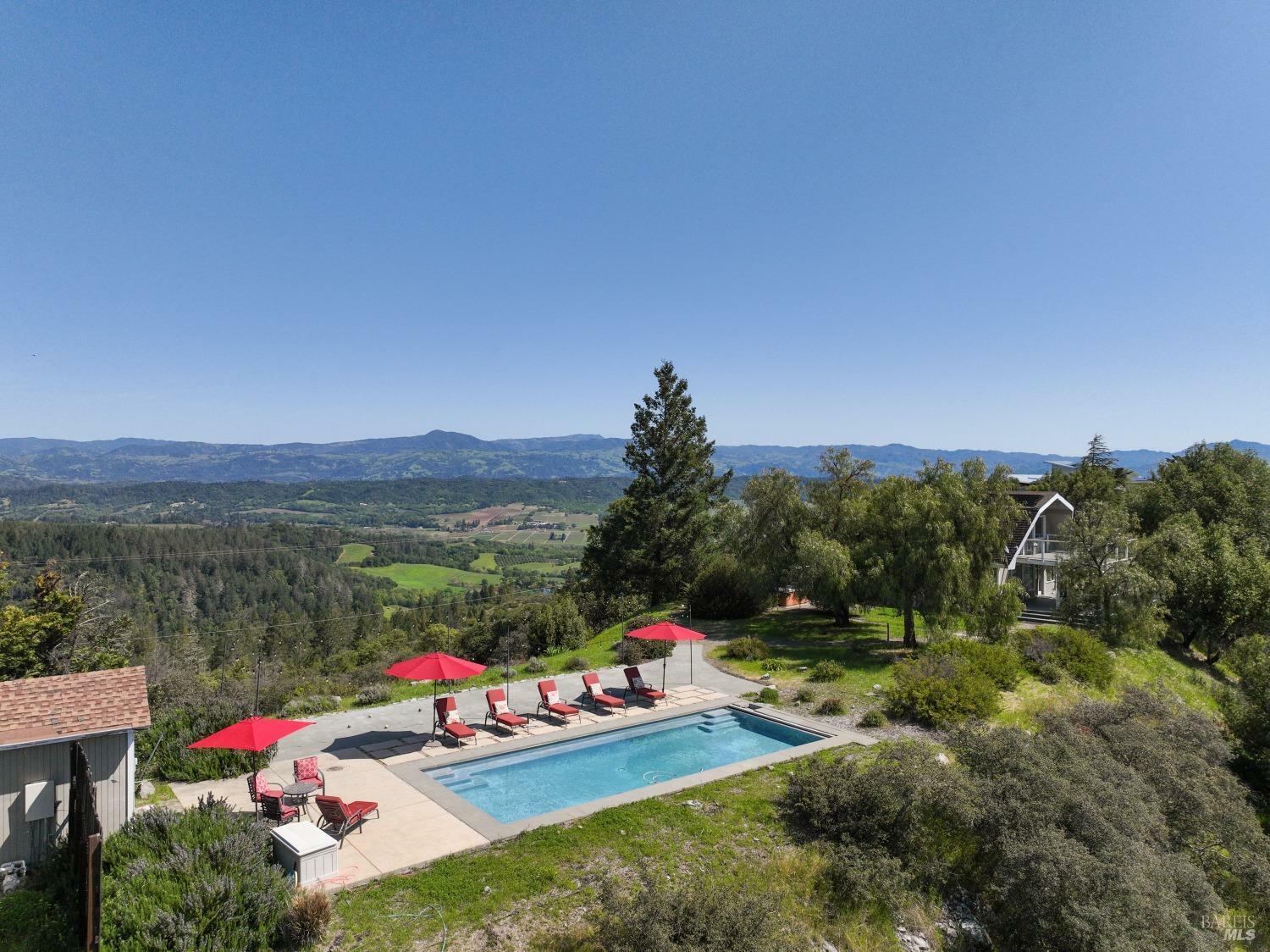 5750 Chemise Road  Healdsburg CA 95448 photo
