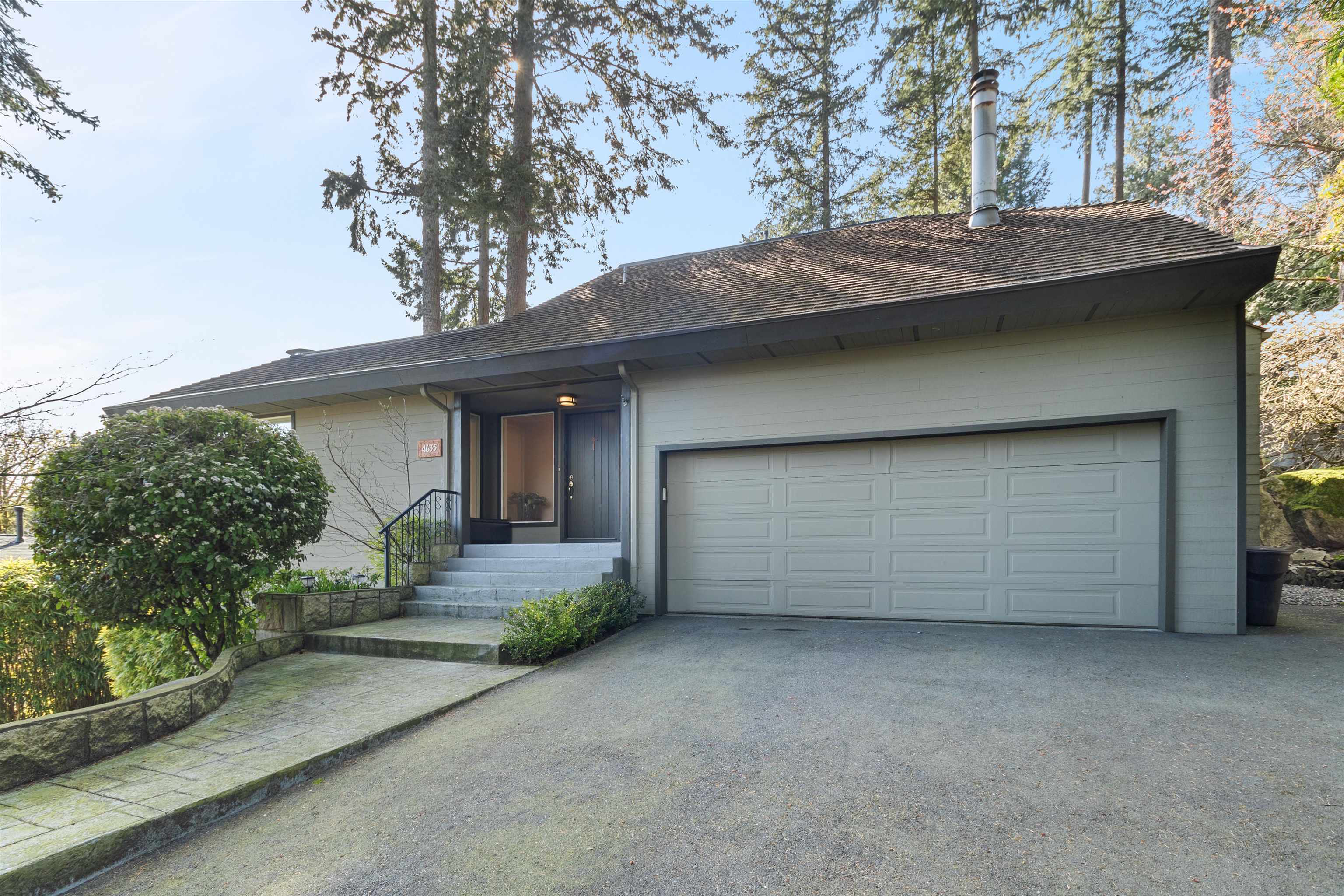 Property Photo: 4635 Caulfeild Drive BC V7W 1E9