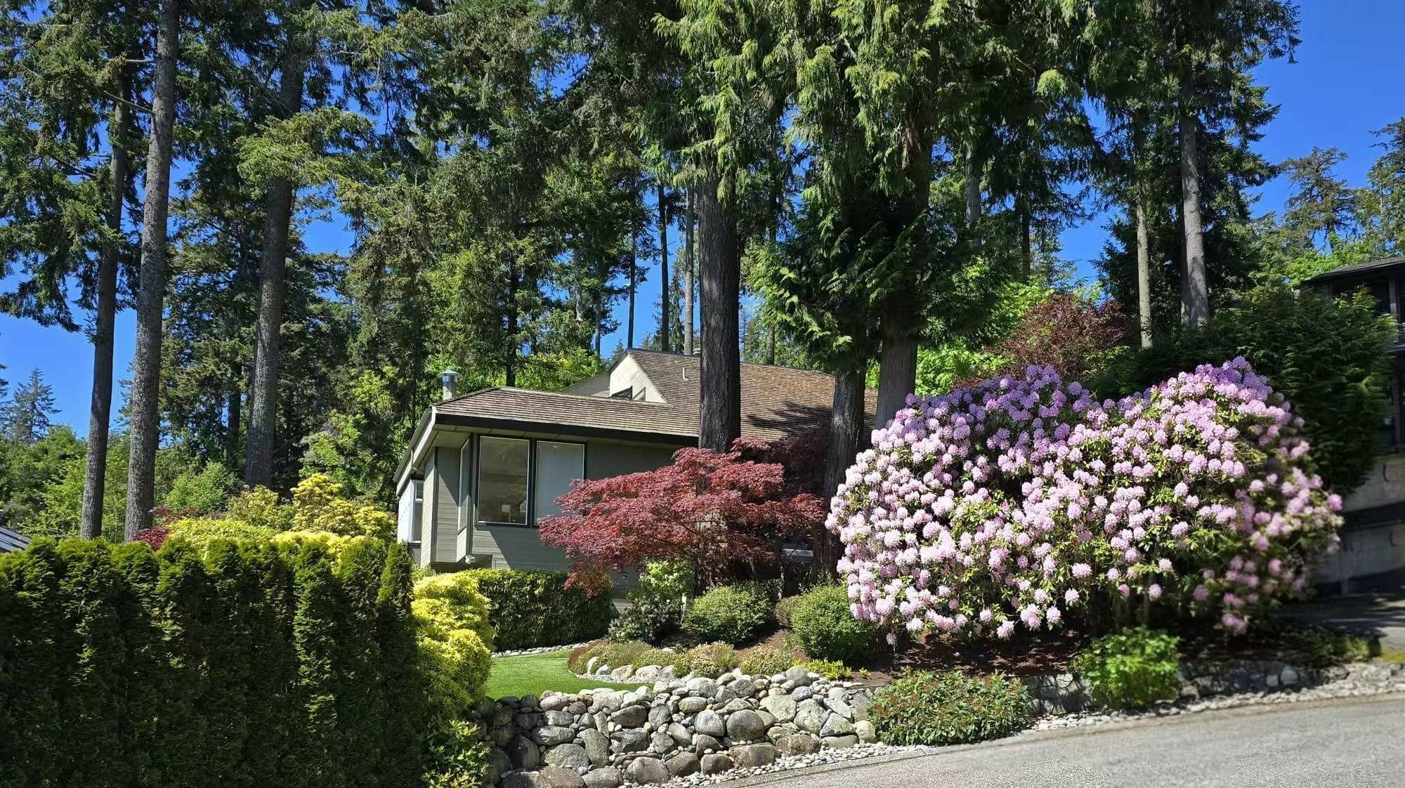 Property Photo: 4635 Caulfeild Drive BC V7W 1E9