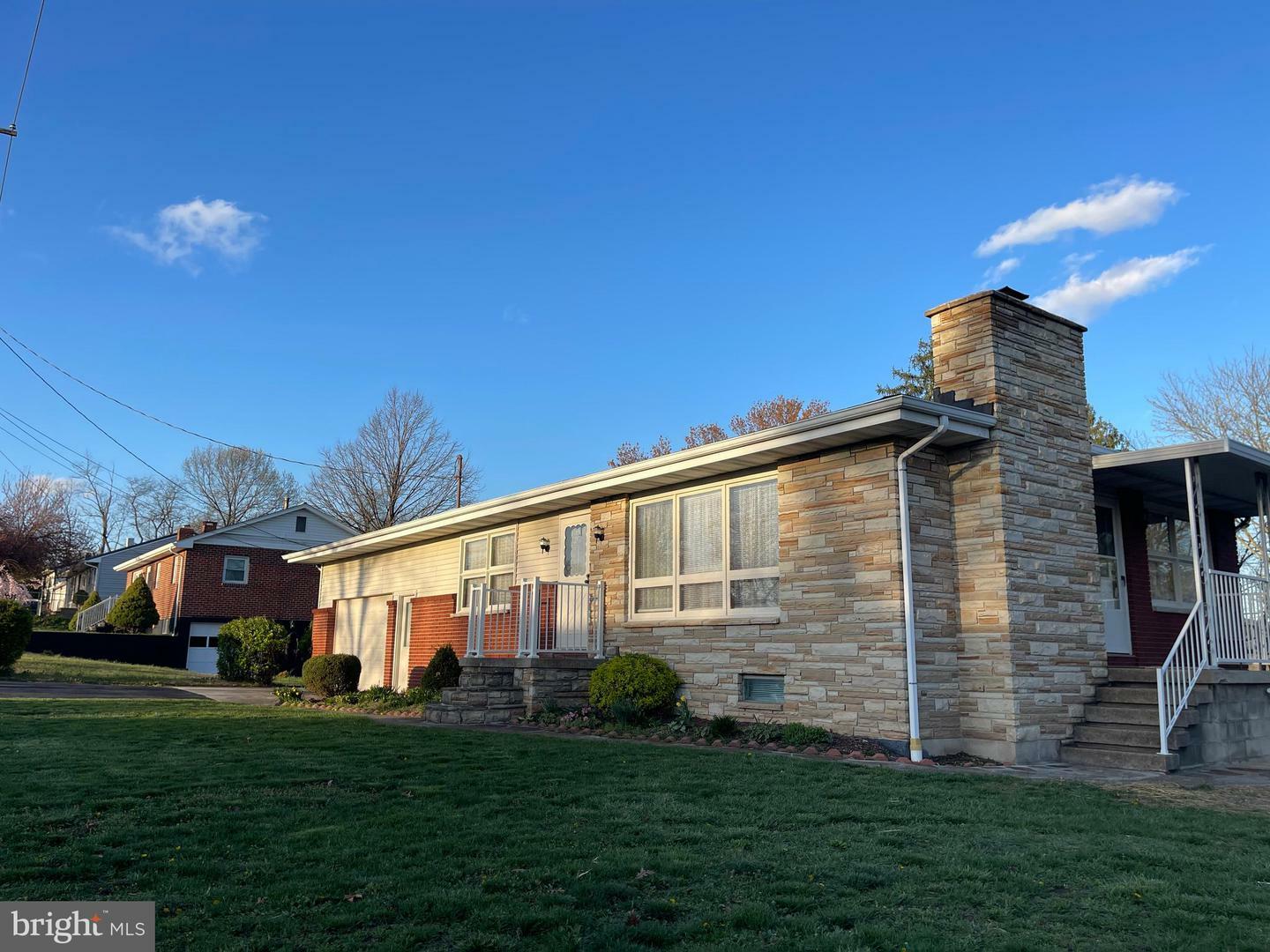 Property Photo: 700 White Avenue MD 21502
