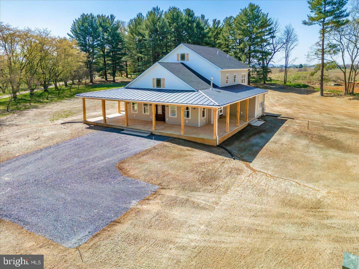 Property Photo: 460 Shade Tree Lane WV 25442