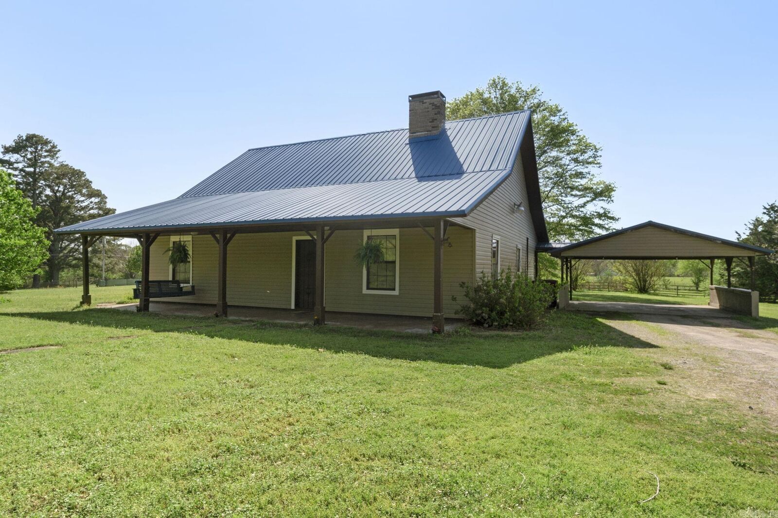 Property Photo: 2148 Lorance Drive AR 72206
