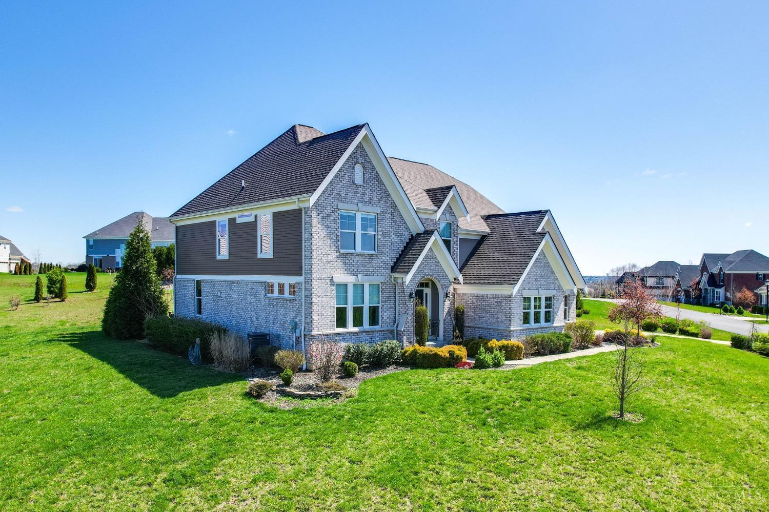 Property Photo: 4288 S Observatory OH 45069