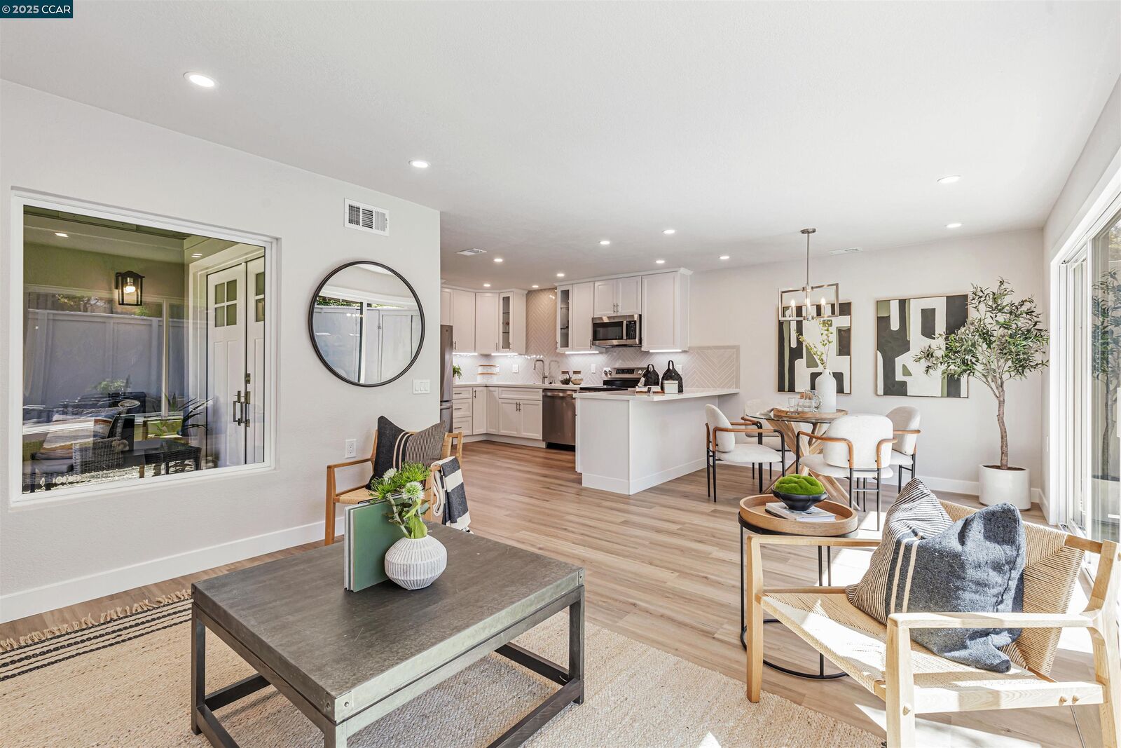 Property Photo: 2340 Tice Creek Dr 2 CA 94595
