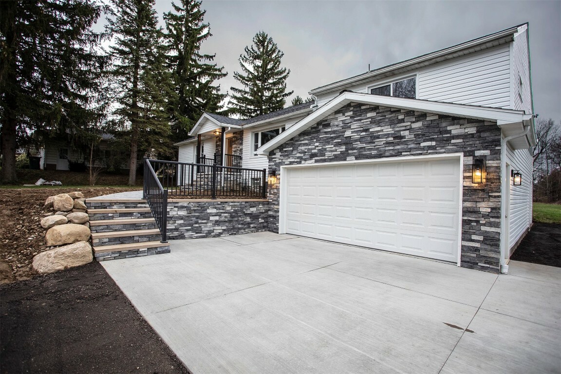 Property Photo: 3916 Freeman Road PA 16421