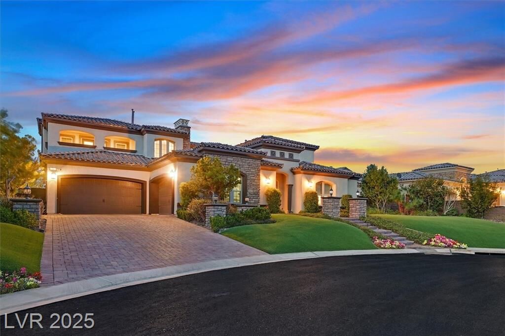 Property Photo:  10 Olympia Outlook Drive  NV 89141 