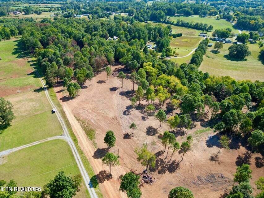 Property Photo: 118 Campbell Way TN 37801