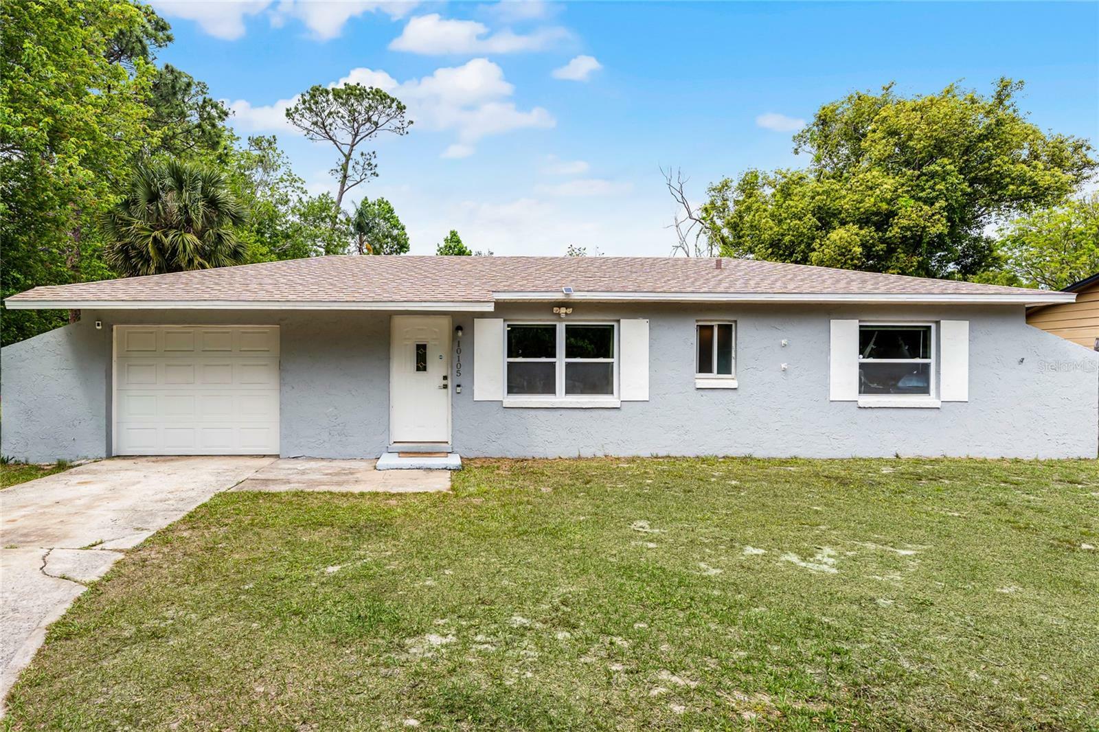 Property Photo: 10105 Crozier Court FL 32817