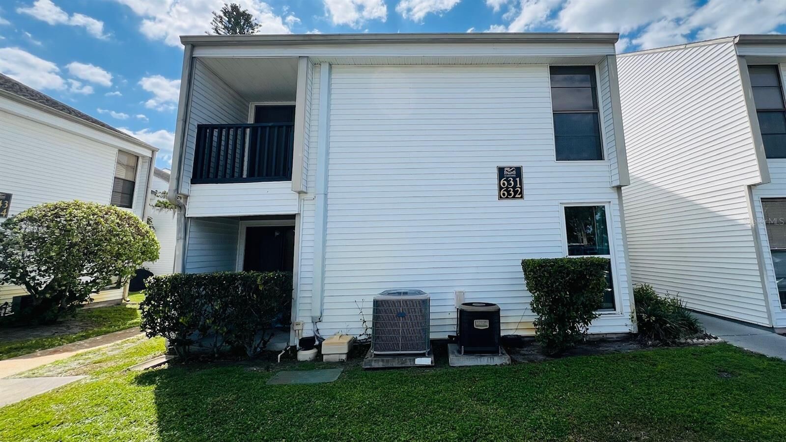 Property Photo:  631 Haven Place  FL 34689 