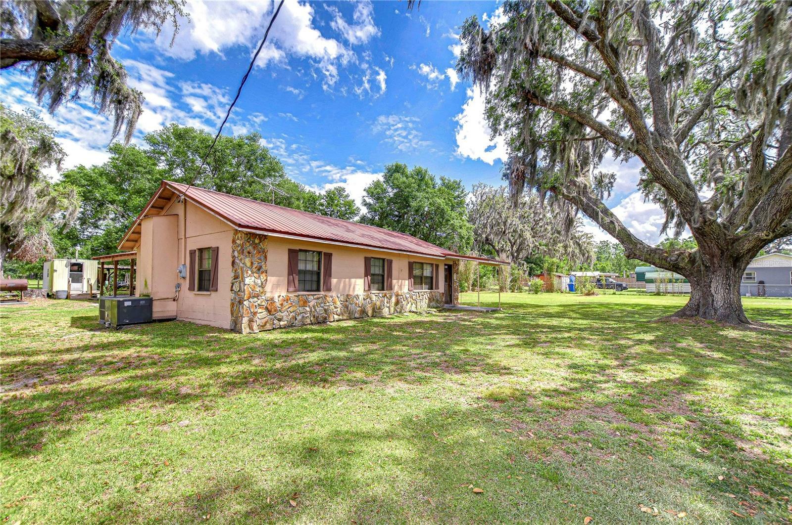 Property Photo: 8320 Purvis Road FL 33547