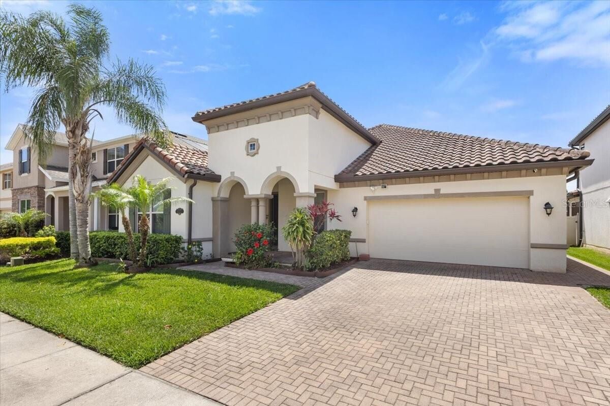 Property Photo: 9227 Outlook Rock Trail FL 34786