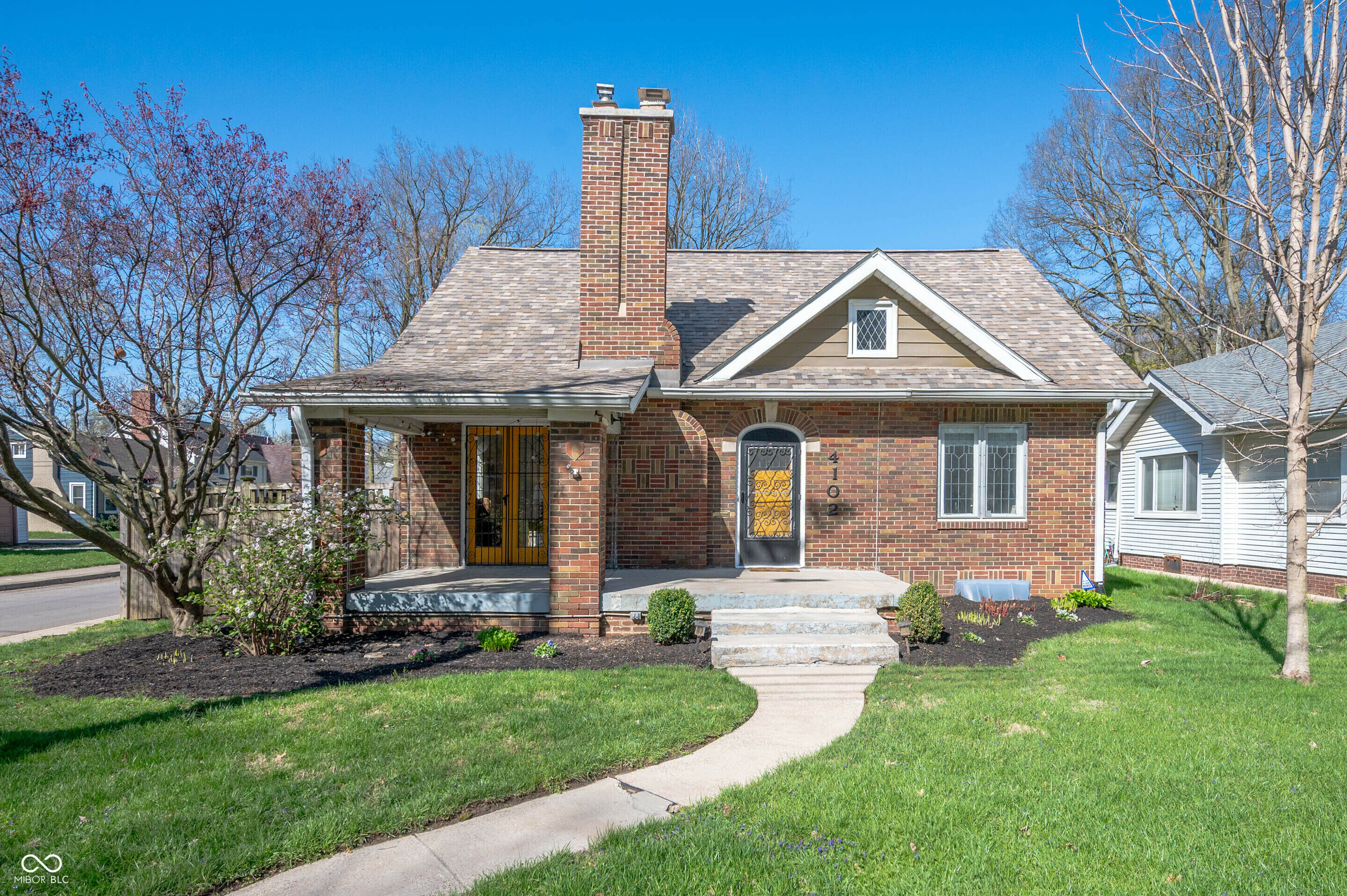 Property Photo: 4102 N Illinois Street IN 46208