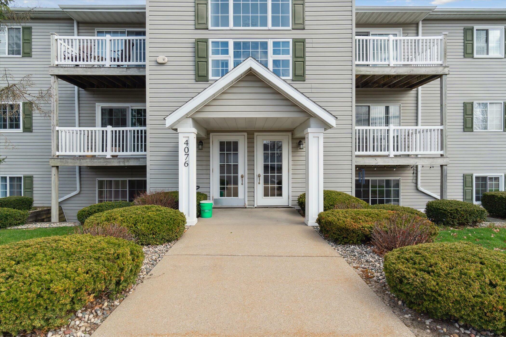 4076 W Centre Avenue  Portage MI 49024 photo