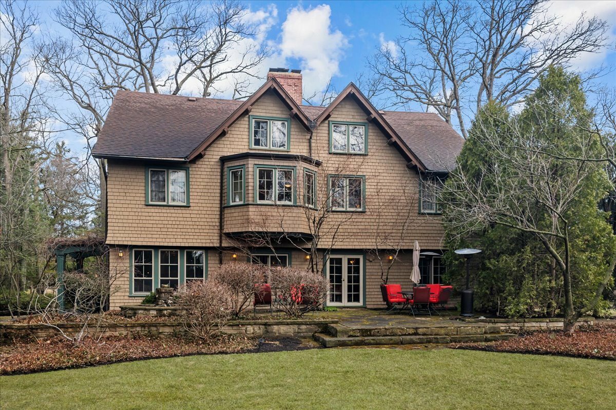 Property Photo: 215 Prospect Avenue IL 60035