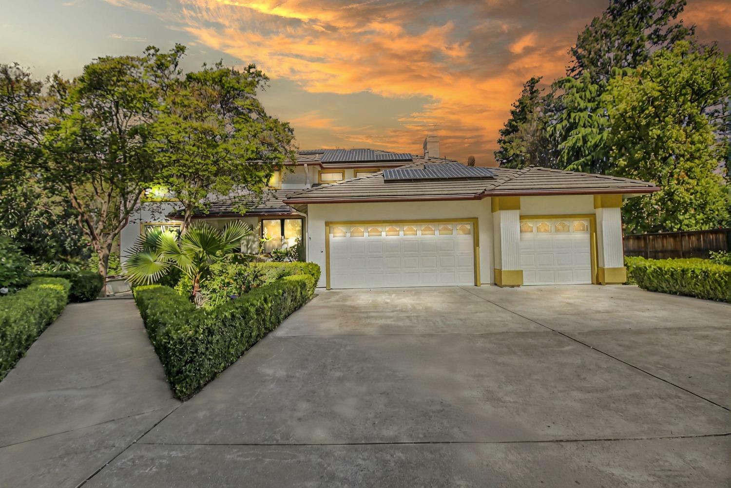 Property Photo: 39614 Primrose Place CA 95616