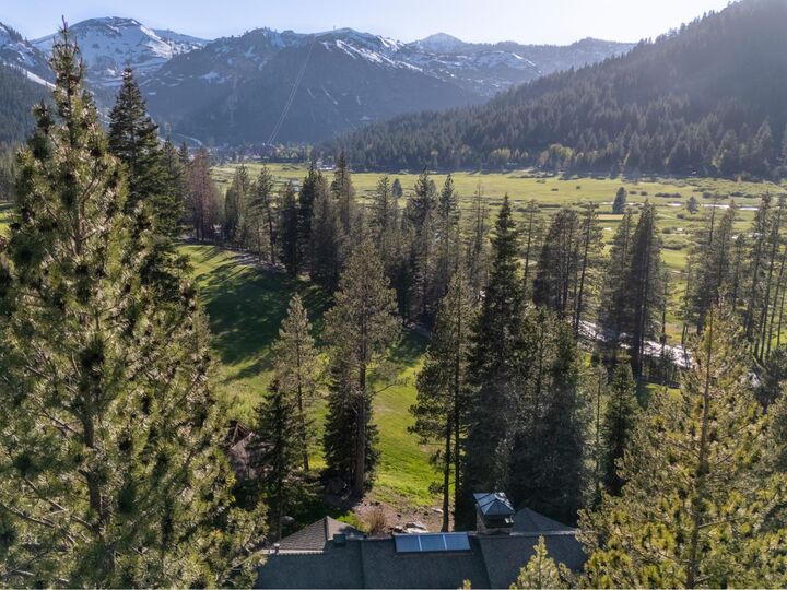 Property Photo: 3058 Mountain Links Way CA 96146
