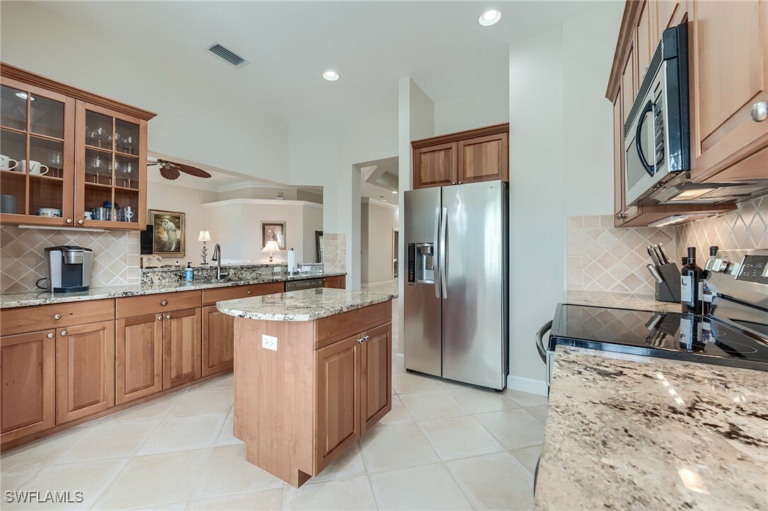 Property Photo: 10301 Autumn Breeze Drive 201 FL 34135