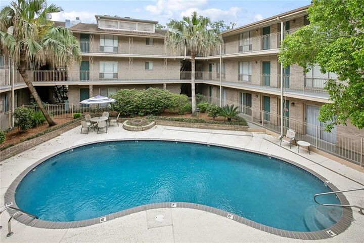 Property Photo:  4007 St Charles Ave Avenue 314  LA 70115 