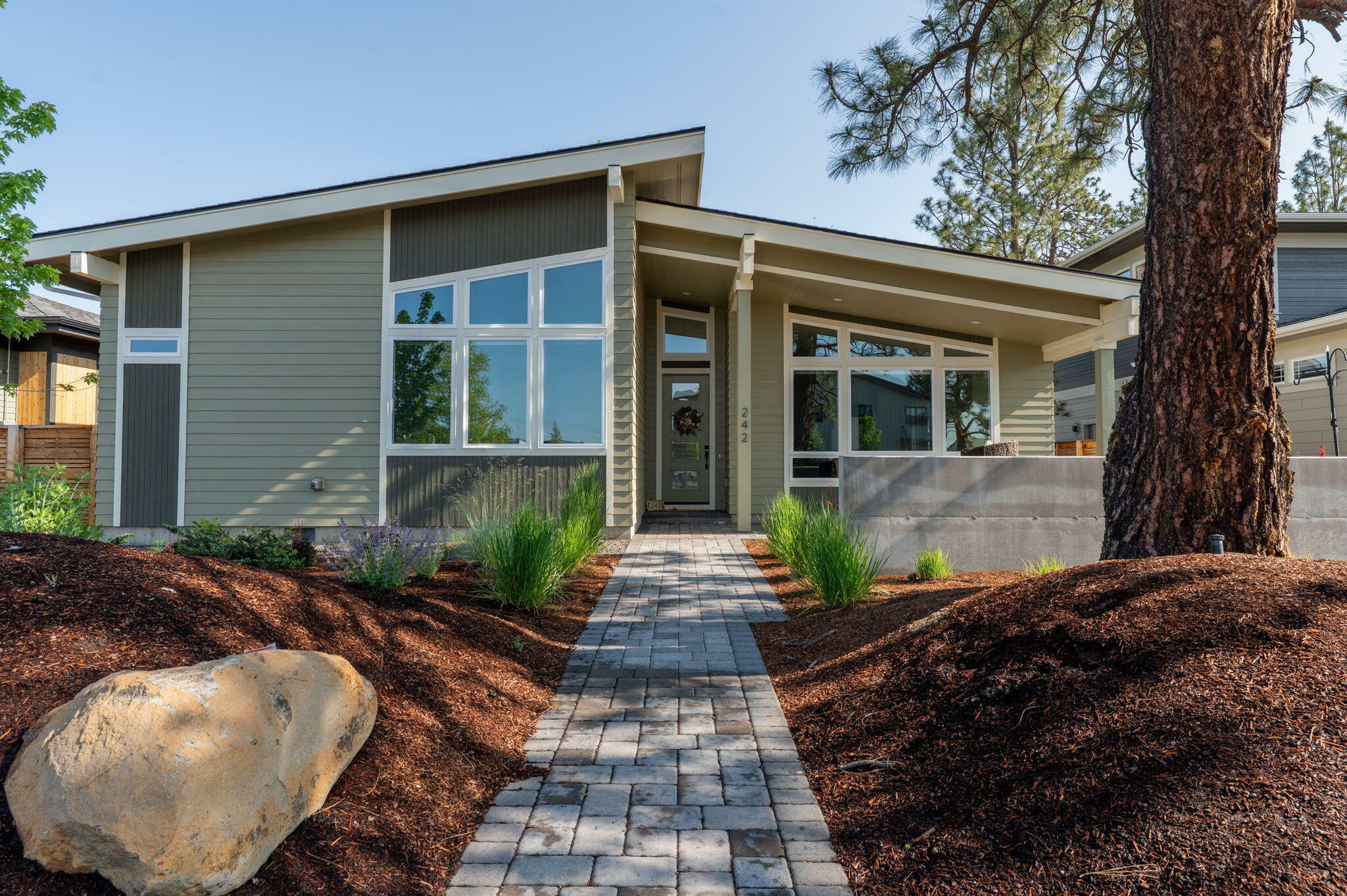 Property Photo: 242 Lundgren Mill Drive OR 97759