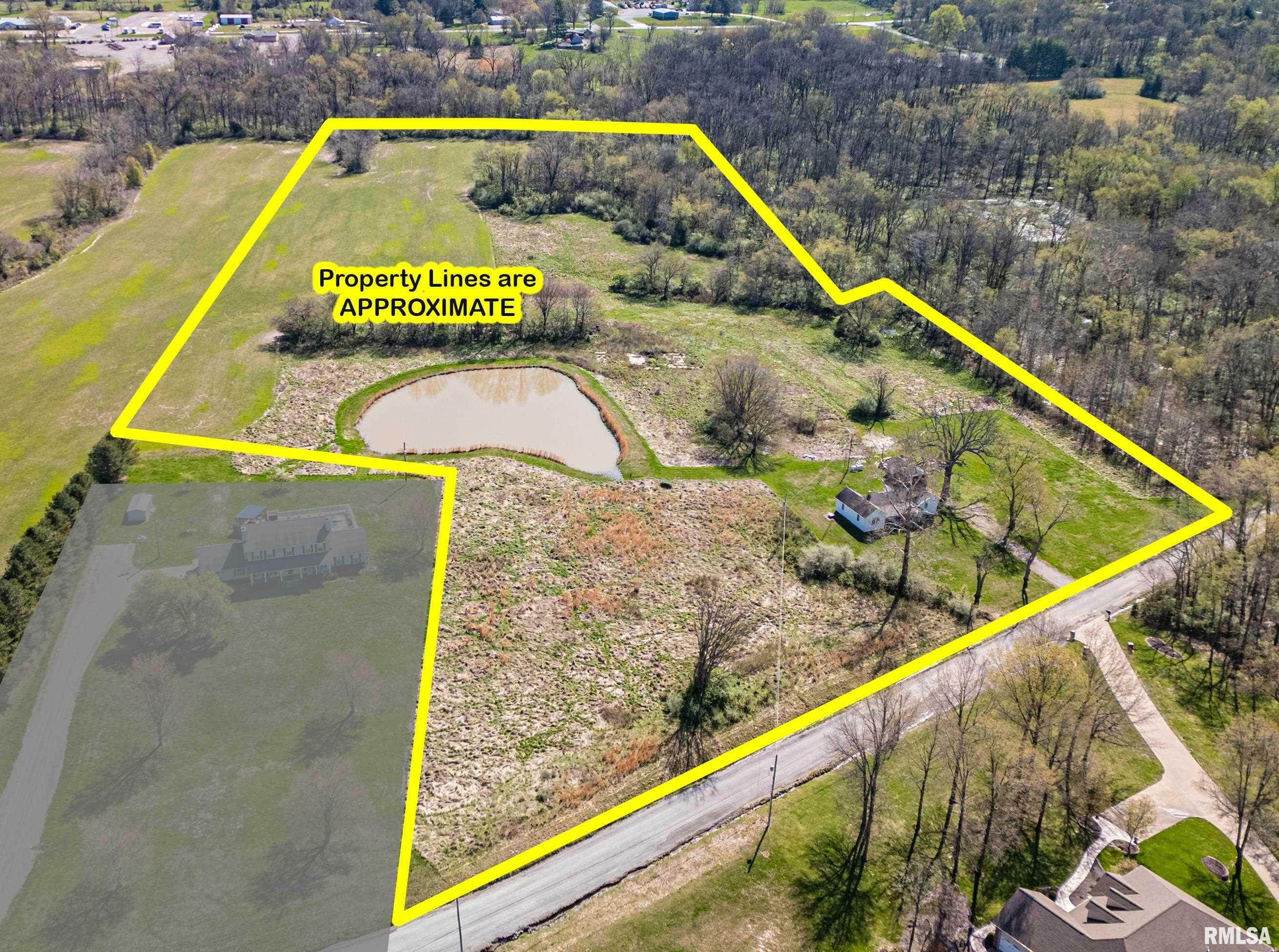 Property Photo: 15024 N Old Centralia Lane IL 62864