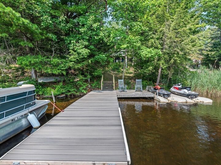 Property Photo:  7 Reservoir Heights Rd  MA 01253 