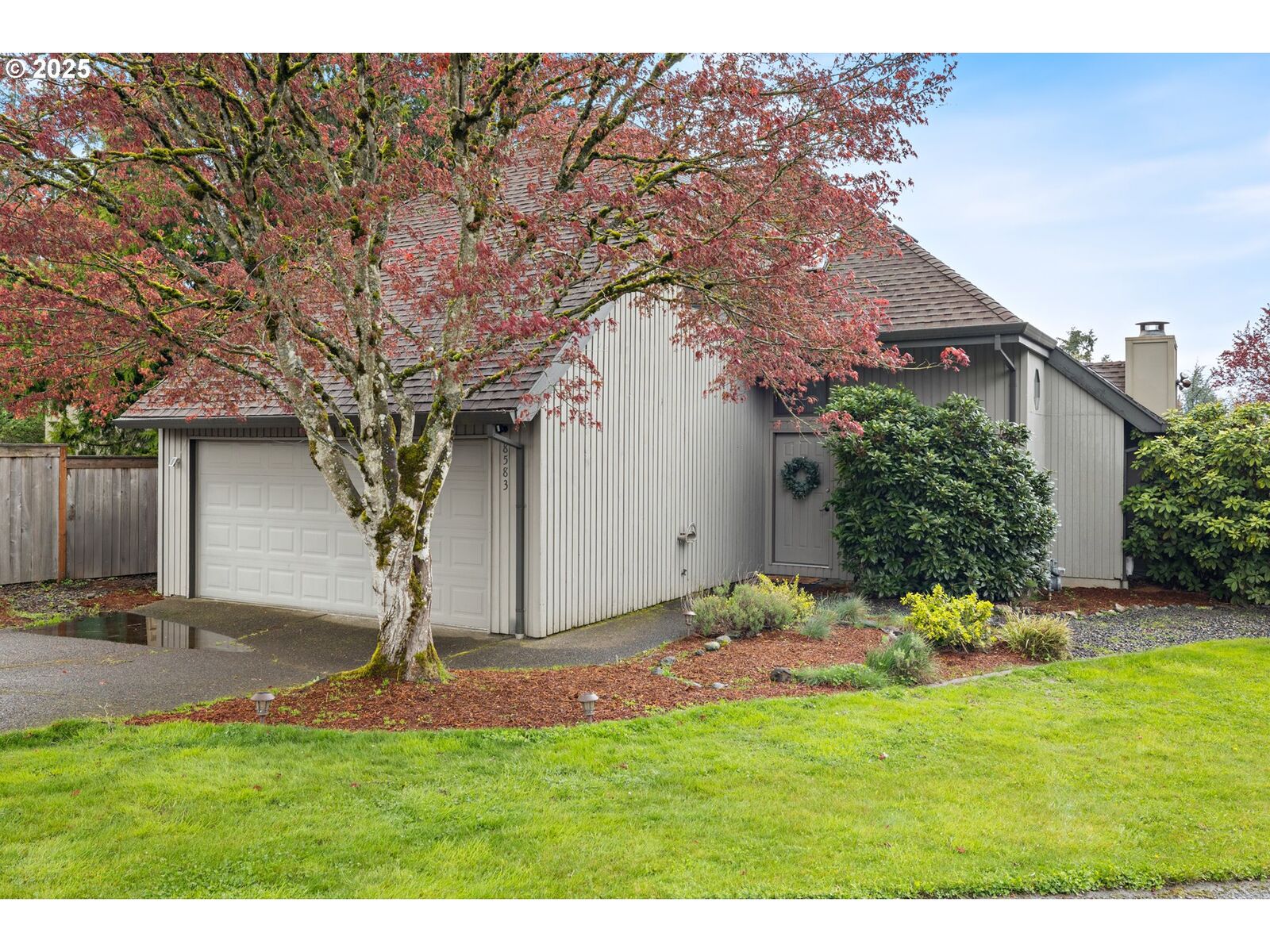 Property Photo:  8583 SW Dakota Ct  OR 97062 