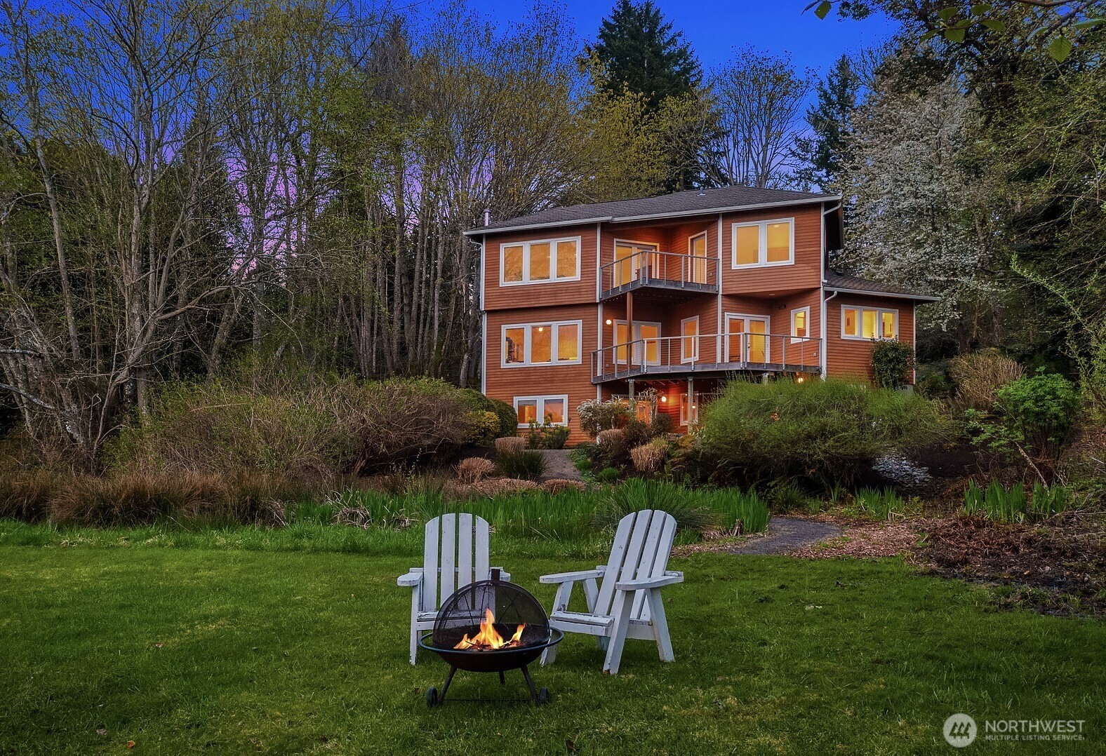 23611  77th Avenue SW  Vashon WA 98070 photo