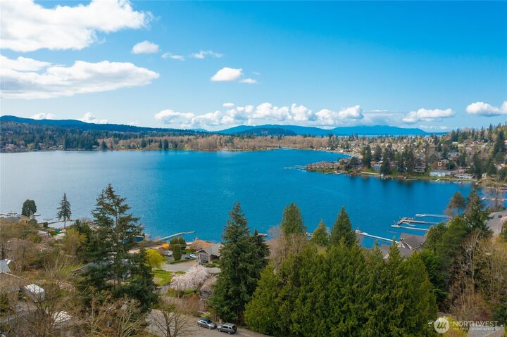 Property Photo: 2932 Huntington Street WA 98226