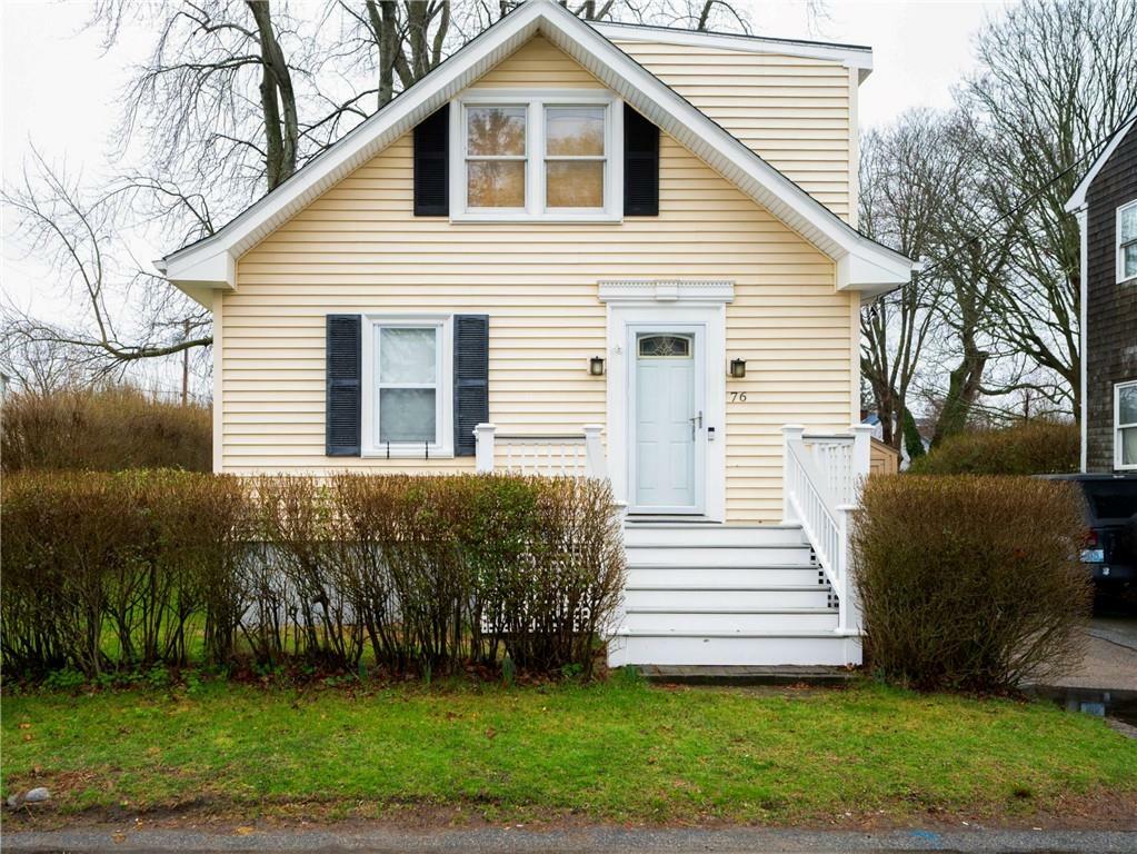 76 Garfield Street  Newport RI 02840 photo