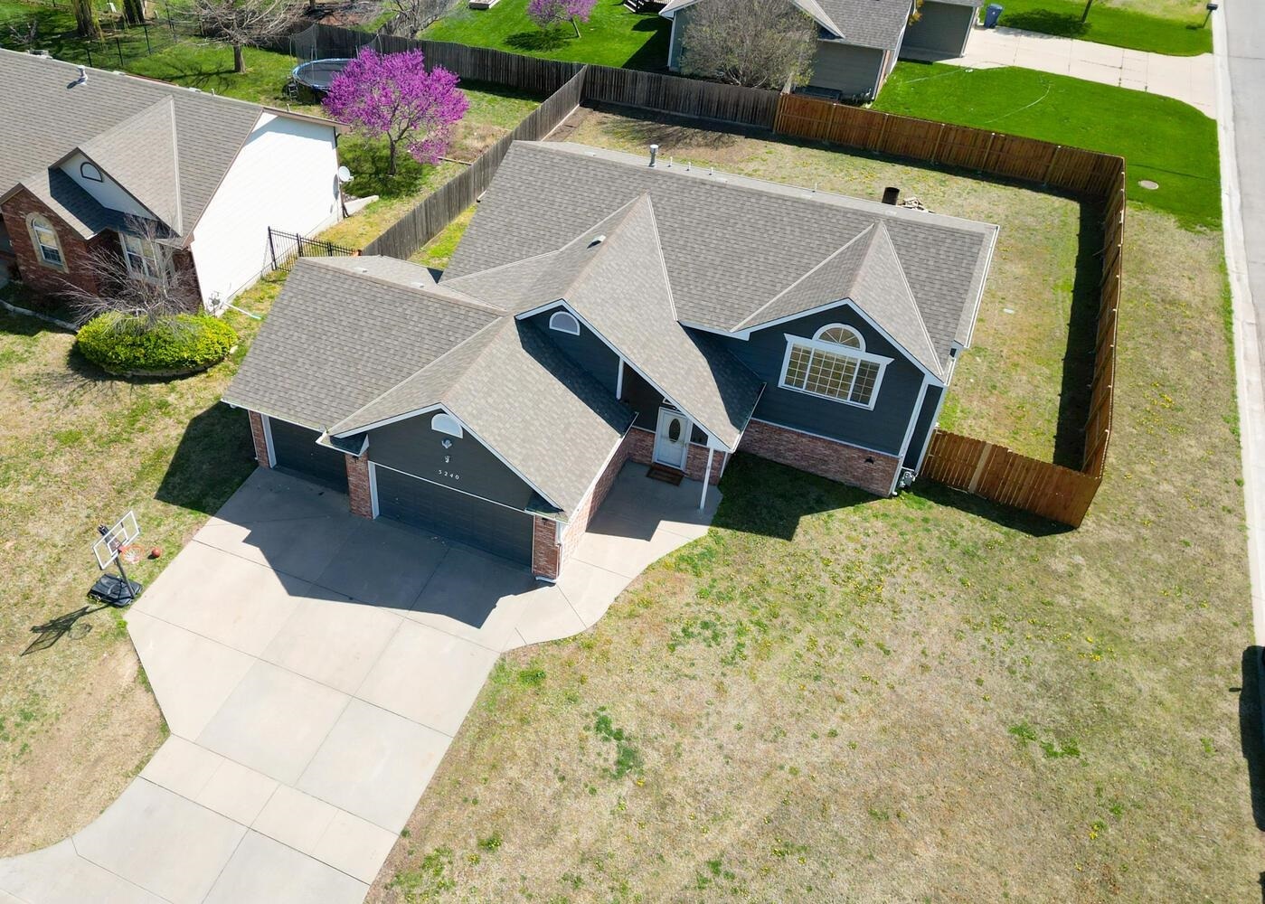 Property Photo: 5240 E Ashton Ct KS 67220