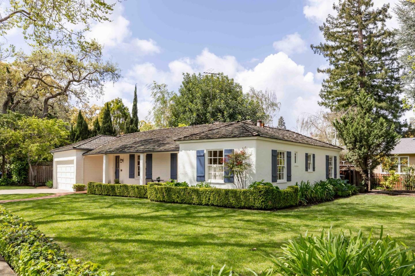 Property Photo: 695 North California Avenue CA 94301