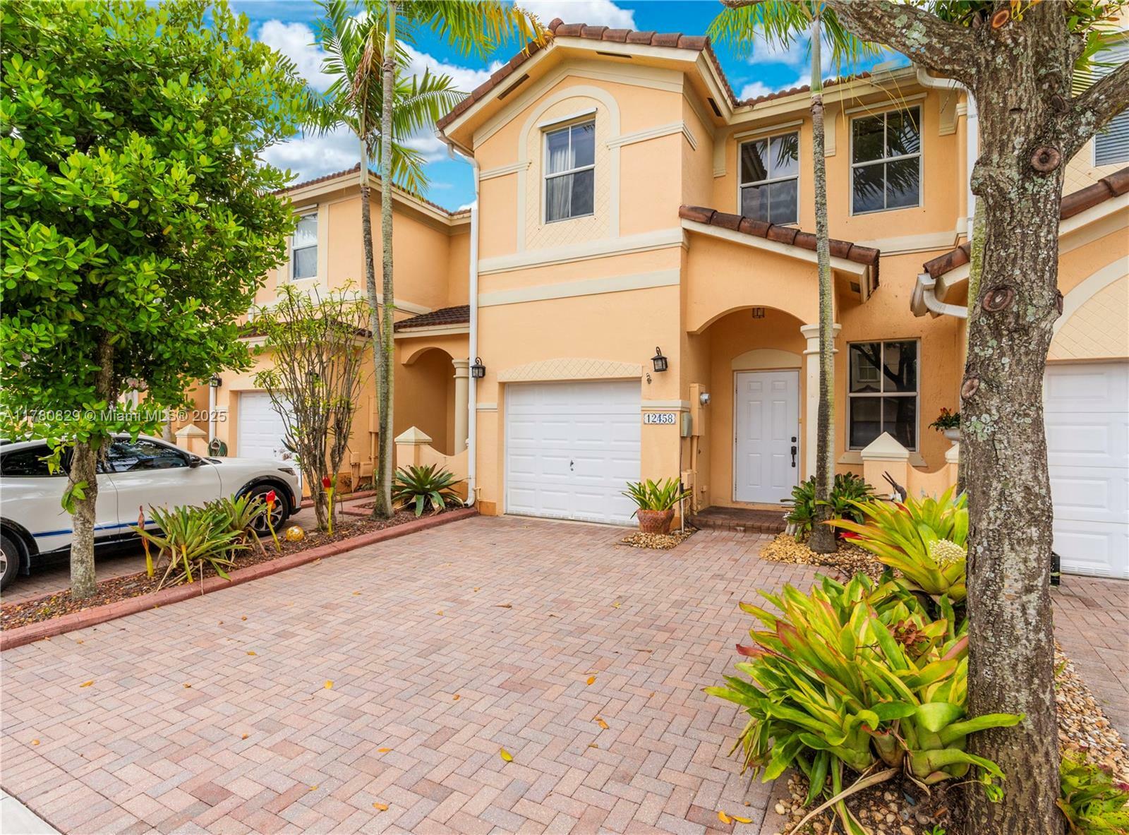 12458 SW 125th Ter  Miami FL 33186 photo