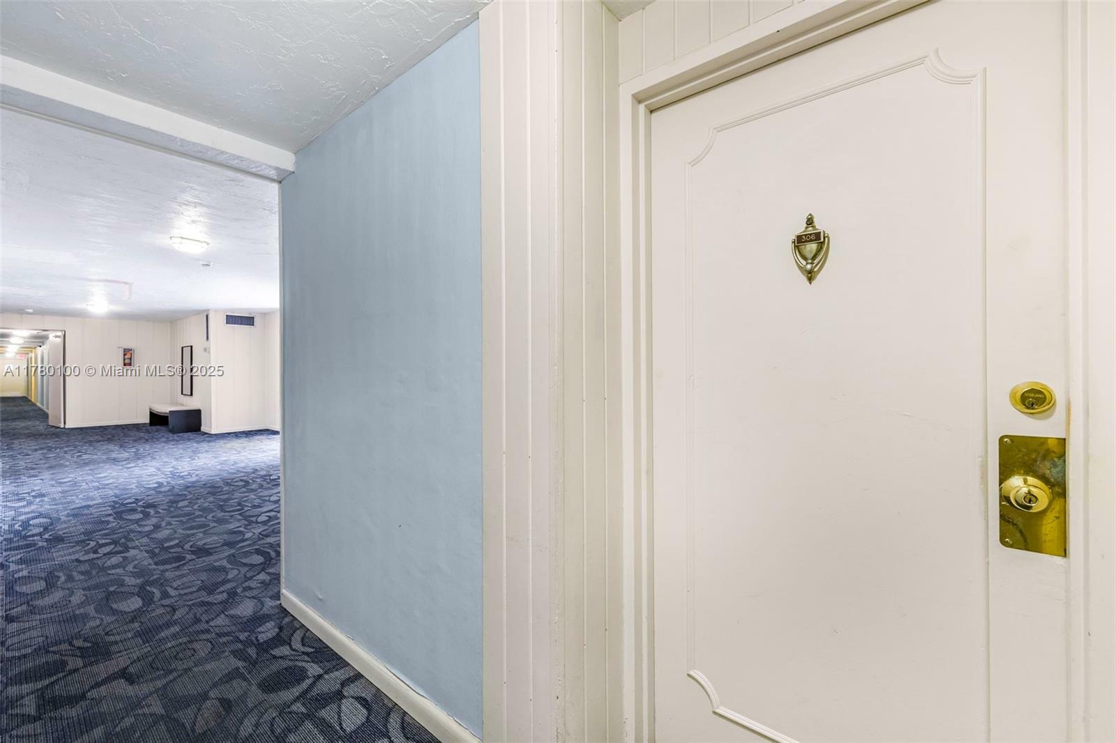 Property Photo: 1205 Mariposa Ave 306 FL 33146