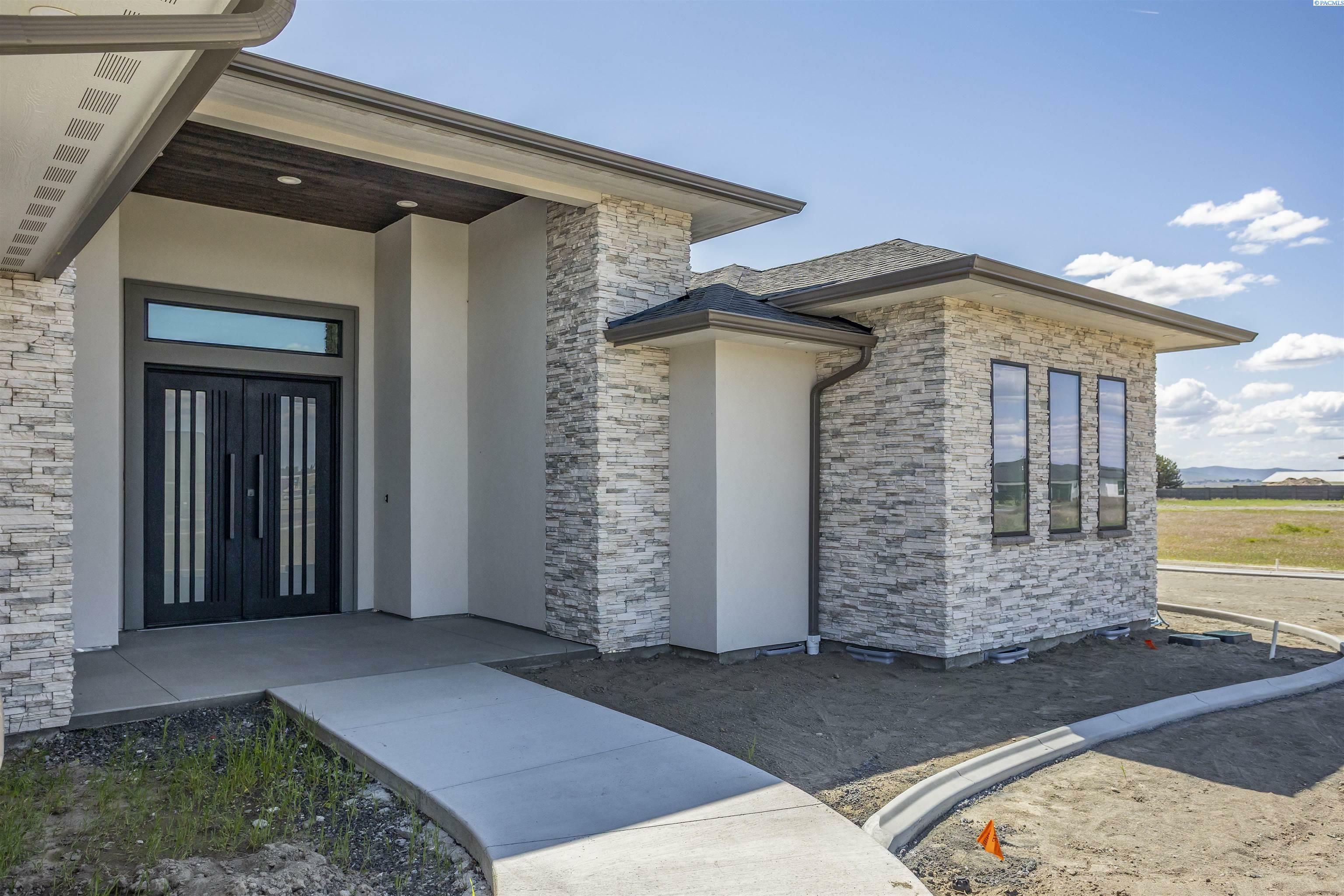 Property Photo: 11804 Cordon Crest Court WA 99301