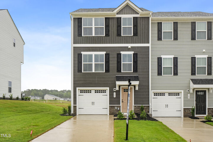 Property Photo: 161 Sunny Acres Road NC 27603
