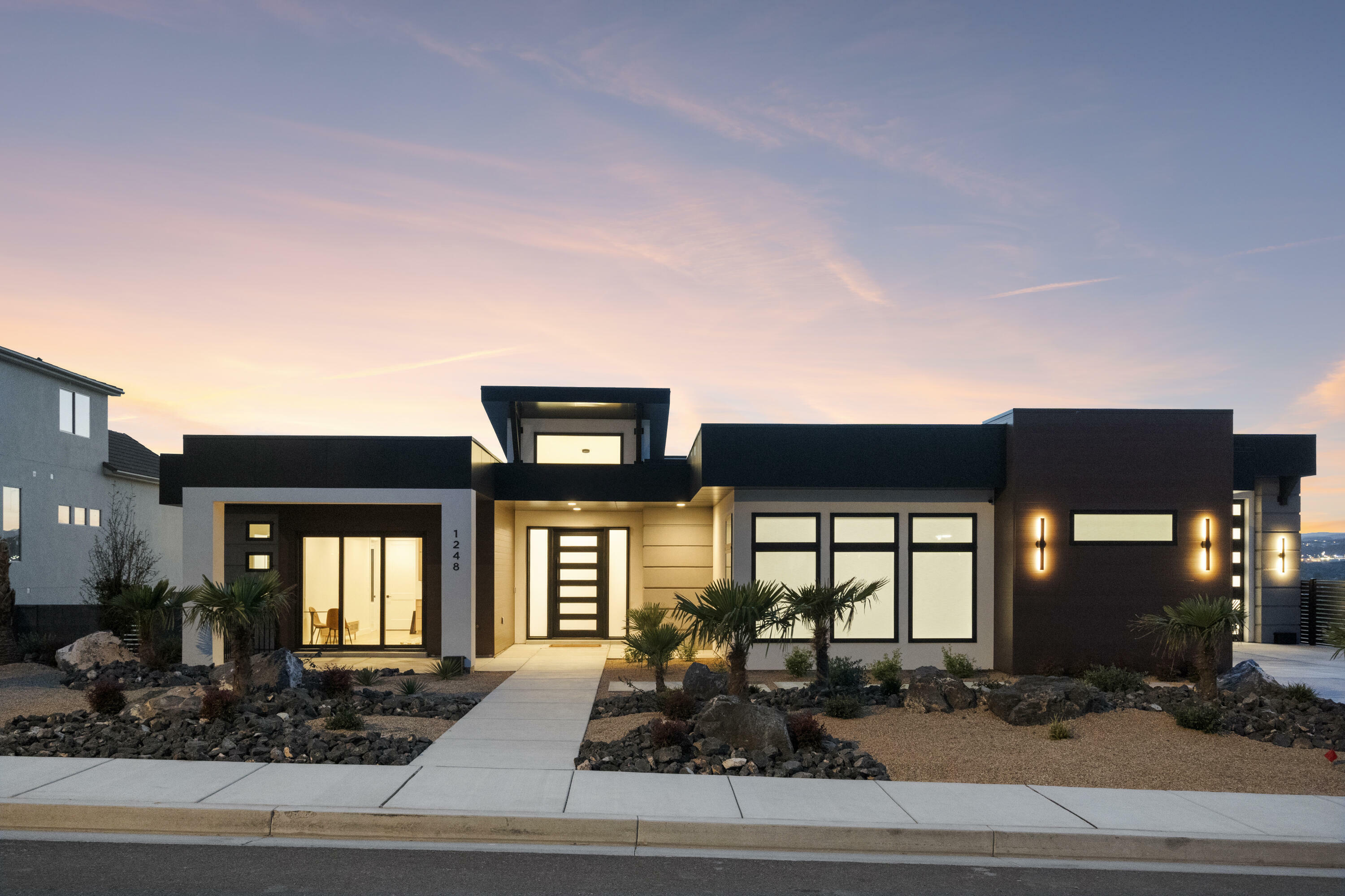 Property Photo: 1248 S Seminole Way UT 84780