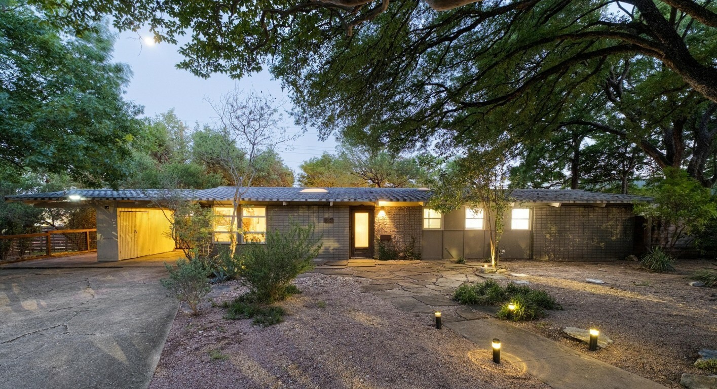 Property Photo: 2301 Westway Circle TX 78704