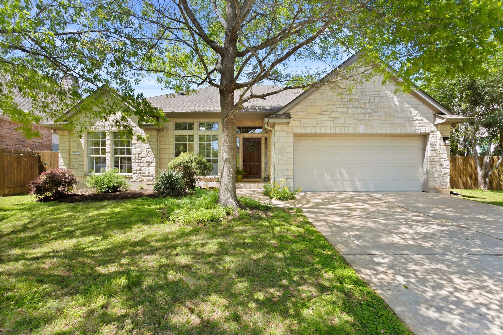 Property Photo:  11408 Sabinal Mesa Drive  TX 78739 