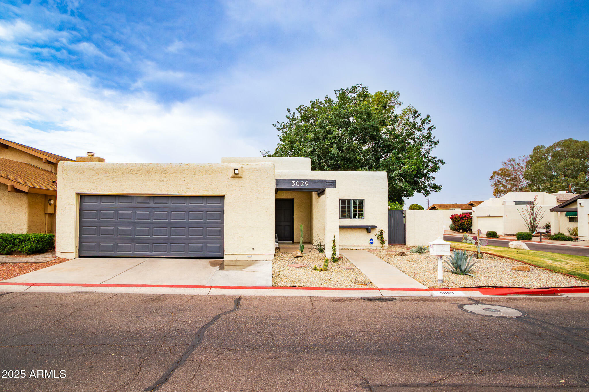 Property Photo: 3029 W Sierra Street AZ 85029