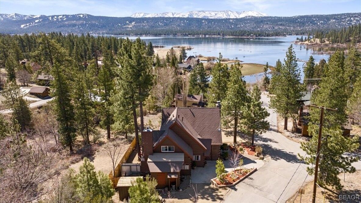 Property Photo:  1037 Grey Back Trail  CA 92333 
