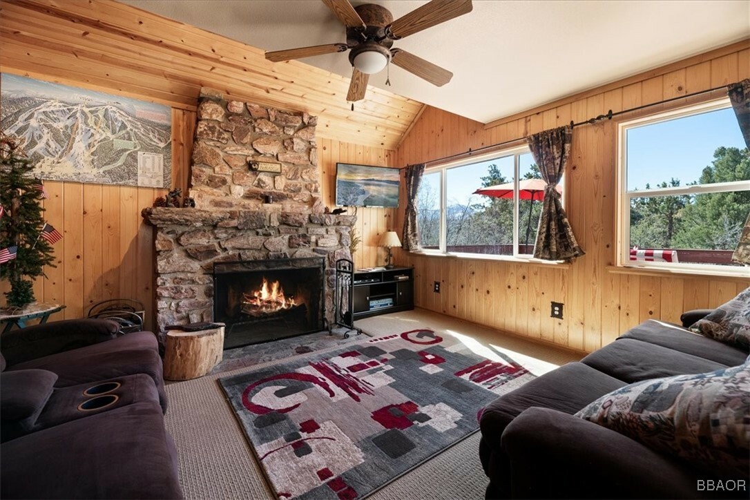 Property Photo: 44 Lakeview Tract CA 92333