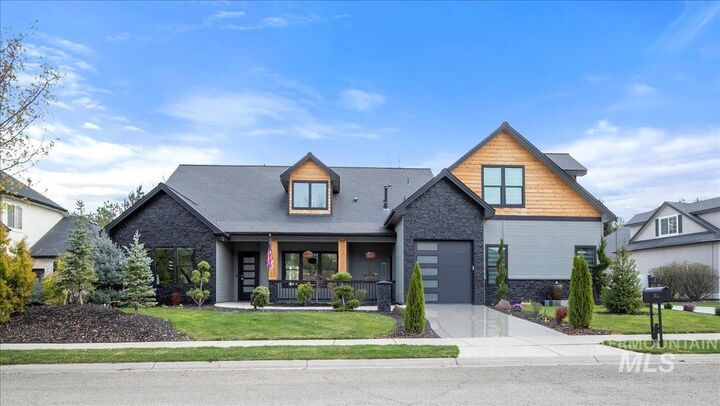 3054 S Bear Claw Way  Meridian ID 83642 photo