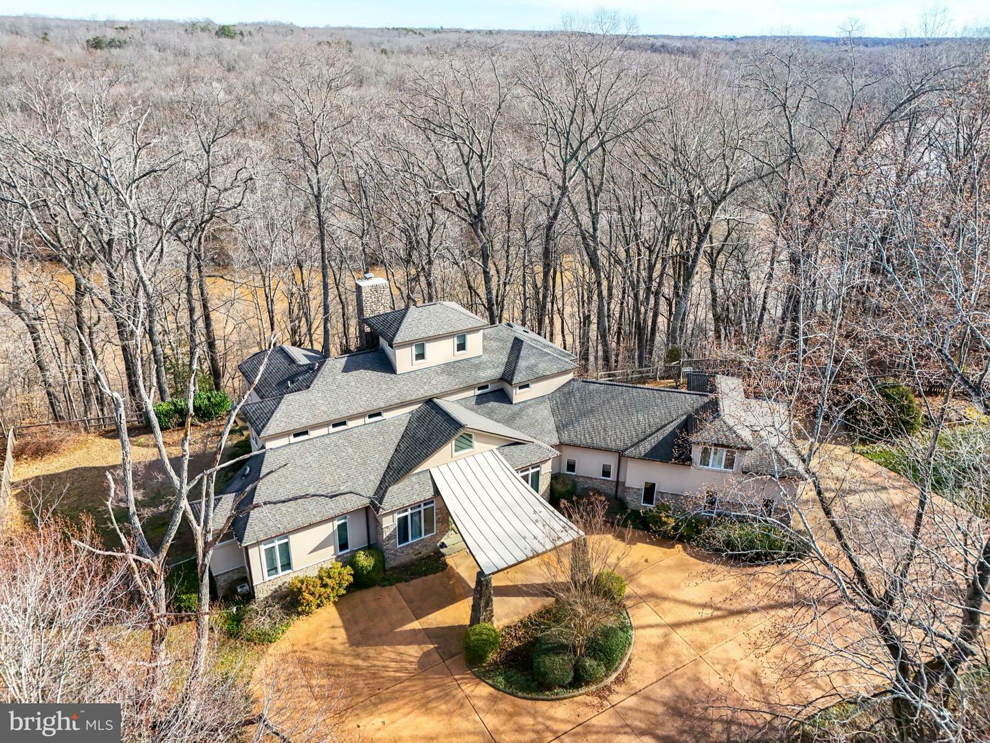 87 E River Bend Road  Fredericksburg VA 22407 photo